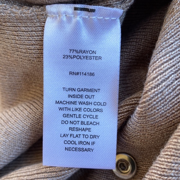 NWT Retrology Beige Tan Sweater Skirt, Size medium - Picture 8 of 10